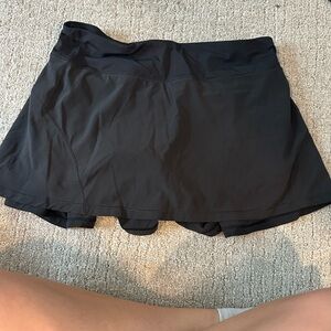 Lululemon black skirt